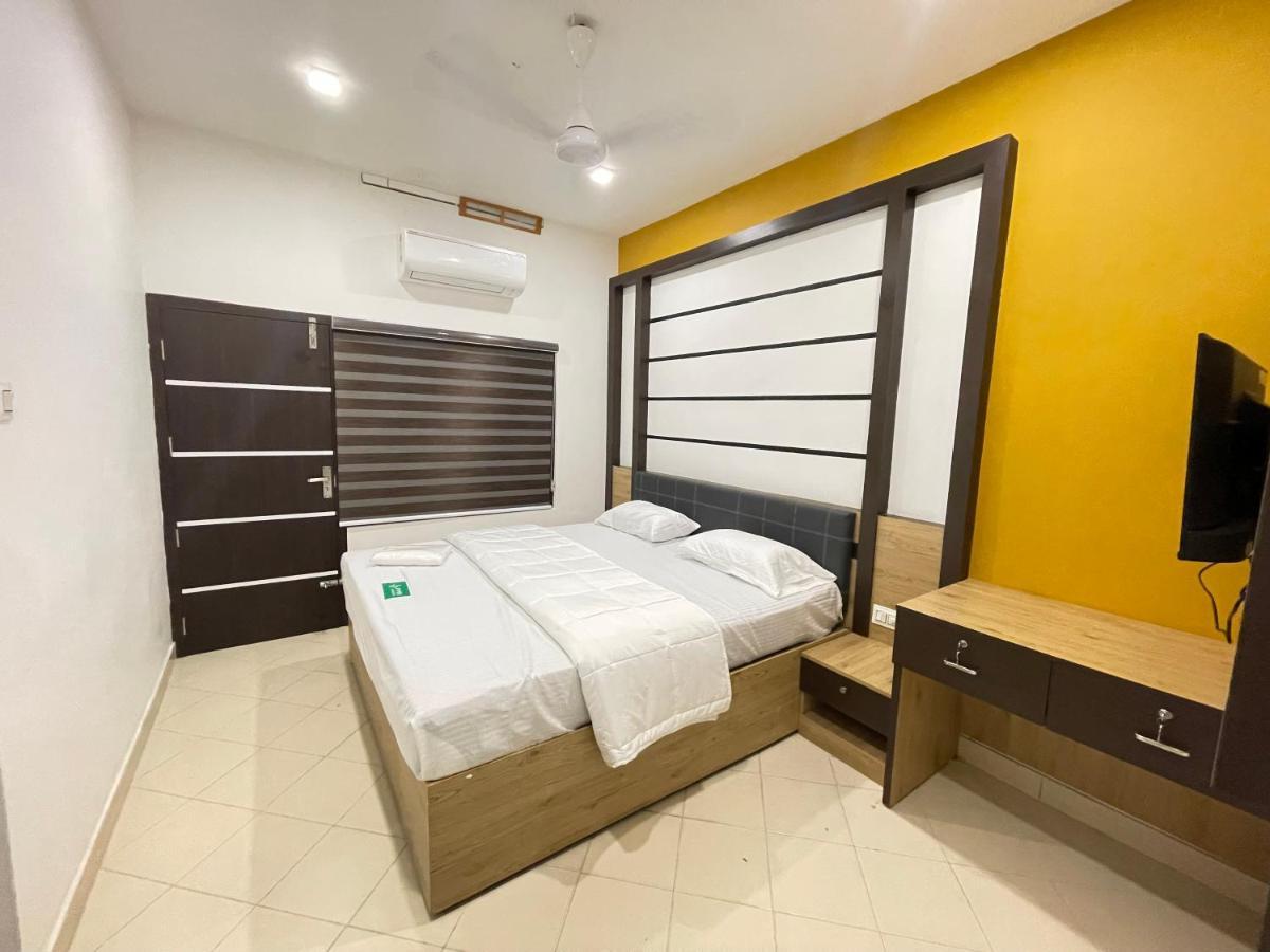 Pmr Grandays Hotel Malappuram Exterior photo